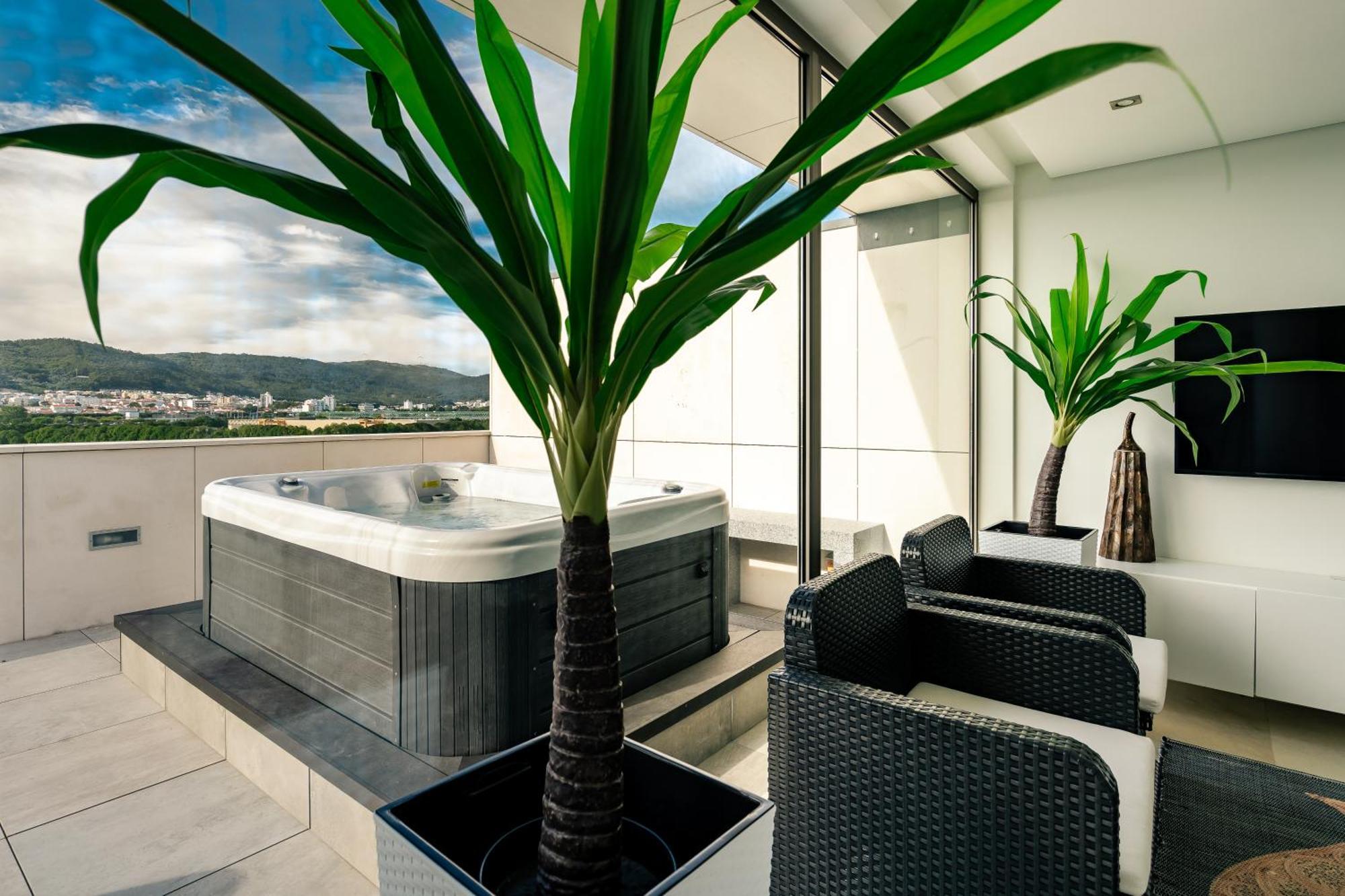 River Town View - Luxury Apartment With Jacuzzi On Terrace Viana do Castelo Dış mekan fotoğraf